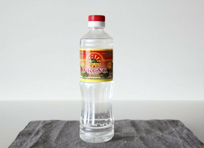 уксус от пятна клея