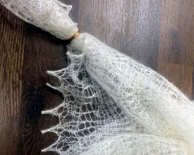 Вязанный платок