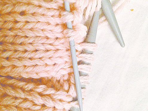 Cхемы вязания снуда-капюшона спицами: описание новинок