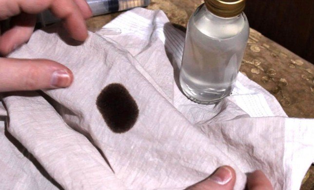 Как отстирать йод с одежды