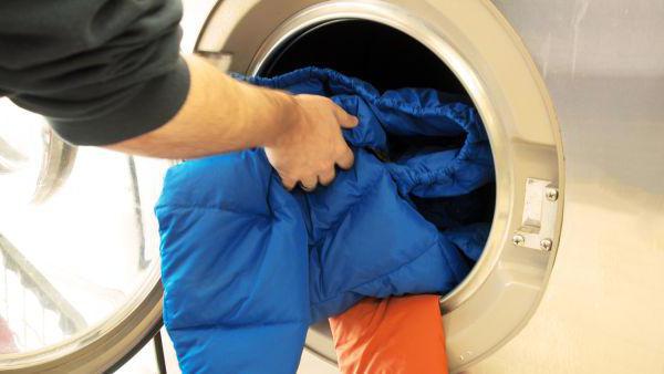 Как правильно стирать куртку с утеплителем Термофин