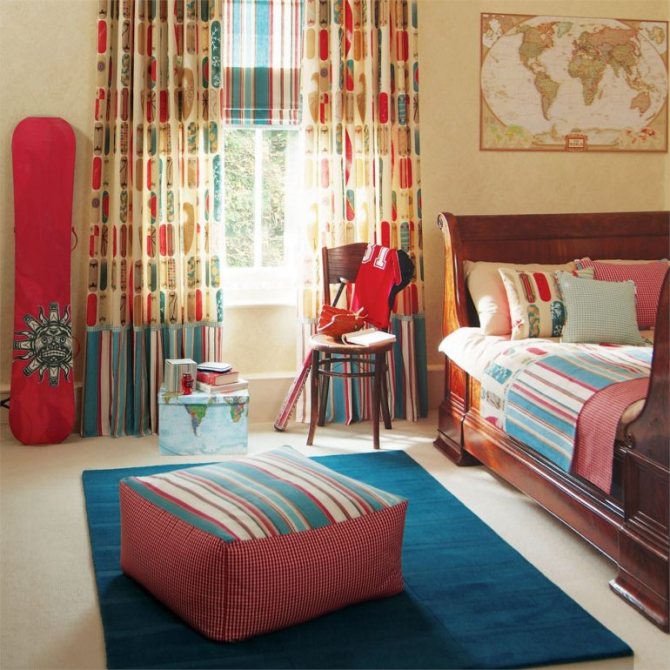 Красный скейт