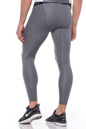 Мужские серые брюки: особенности выбора