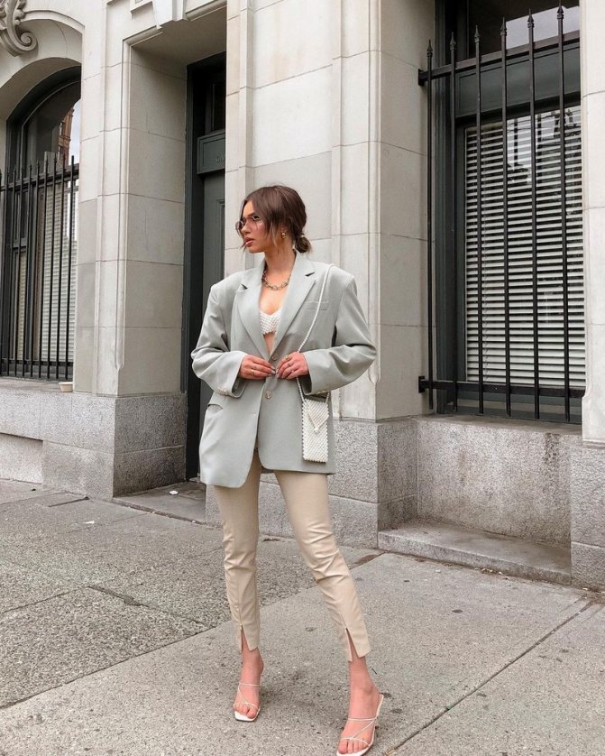 Не знаешь, какой пиджак выбрать на новый сезон 2021-2022? Мы подскажем и покажем!