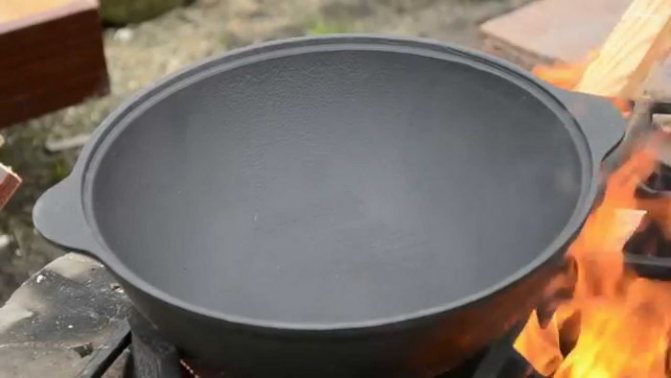 обжиг казана на костре