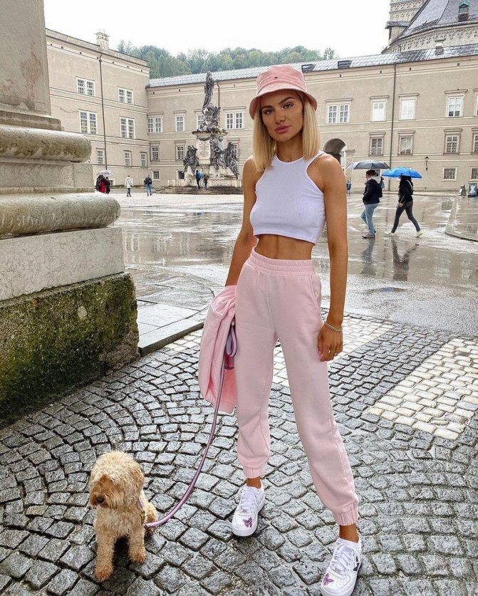 Спортивный стиль в одежде 2021-2022. Трендовая фото-подборка стильных спортивных луков