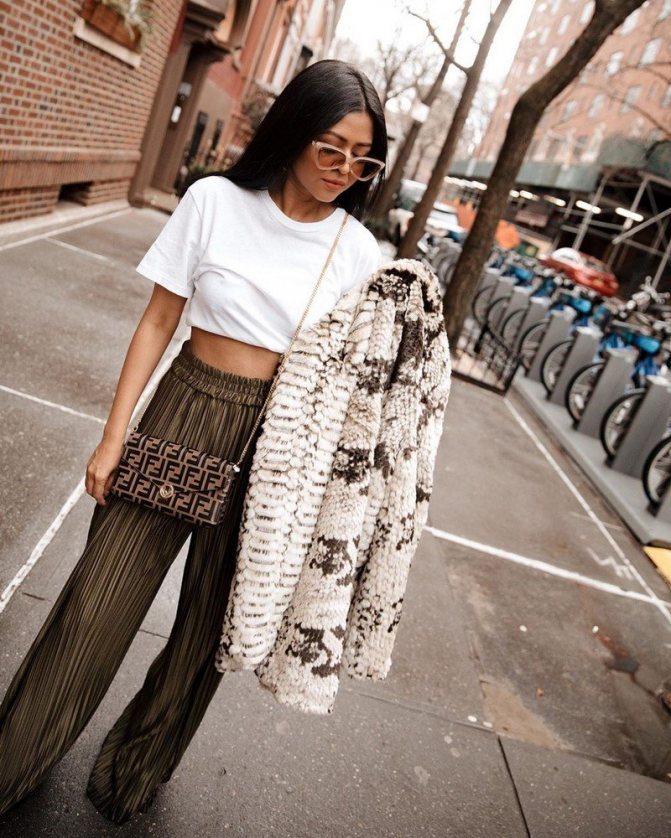 Спортивный стиль в одежде 2021-2022. Трендовая фото-подборка стильных спортивных луков