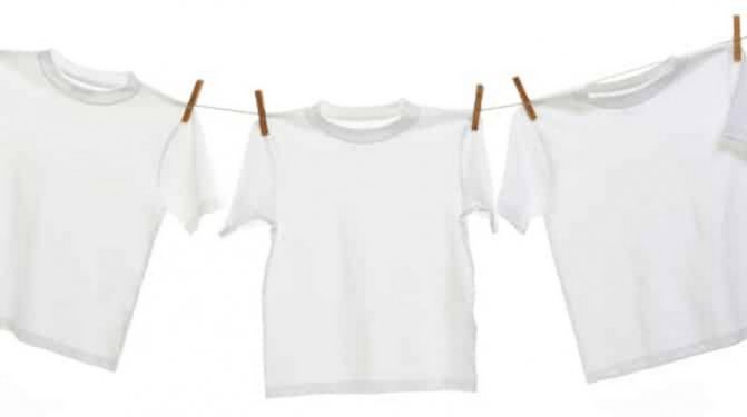 Способы выведения пятен от пота и дезодоранта с одежды